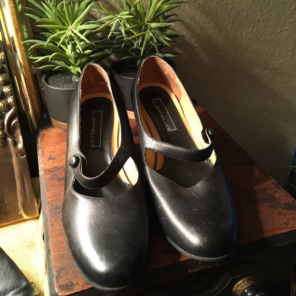 Danelle size 8.5